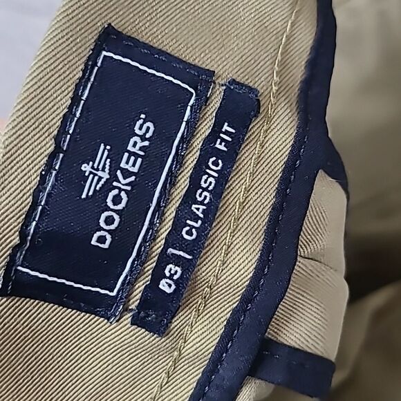 Dockers Men's 38x29 Classic Fit Signature Dark Khaki Pant Pleated D3 No Wrinkle - Picture 5 of 9